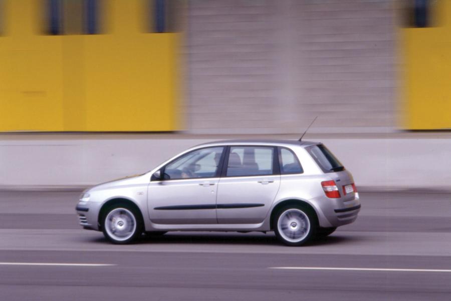  Fiat Stilo 2002 года  (фото 95 из 177)